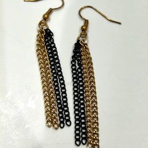 Francesca earrings NWOT